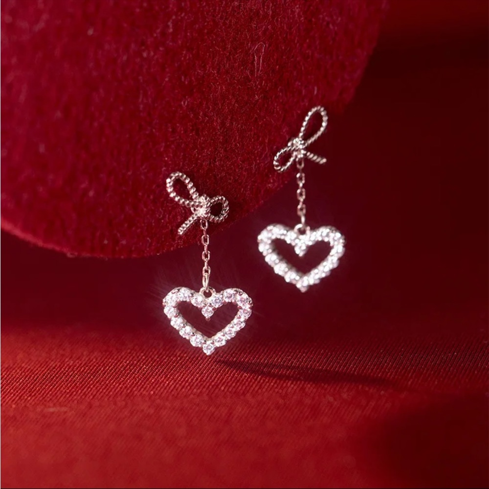 925 Bow & Heart Earrings